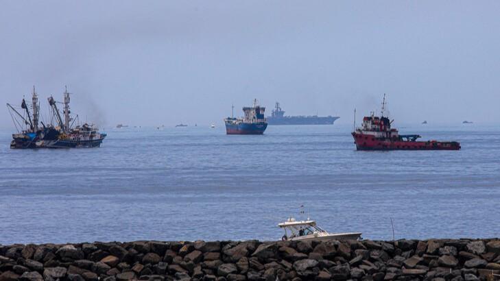 US says warships transit Strait of Hormuz in mine clearance op