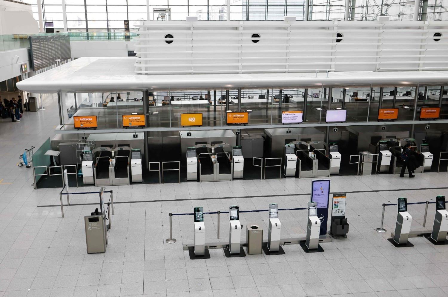 Lufthansa pilots strike as cabin crew call further stoppage