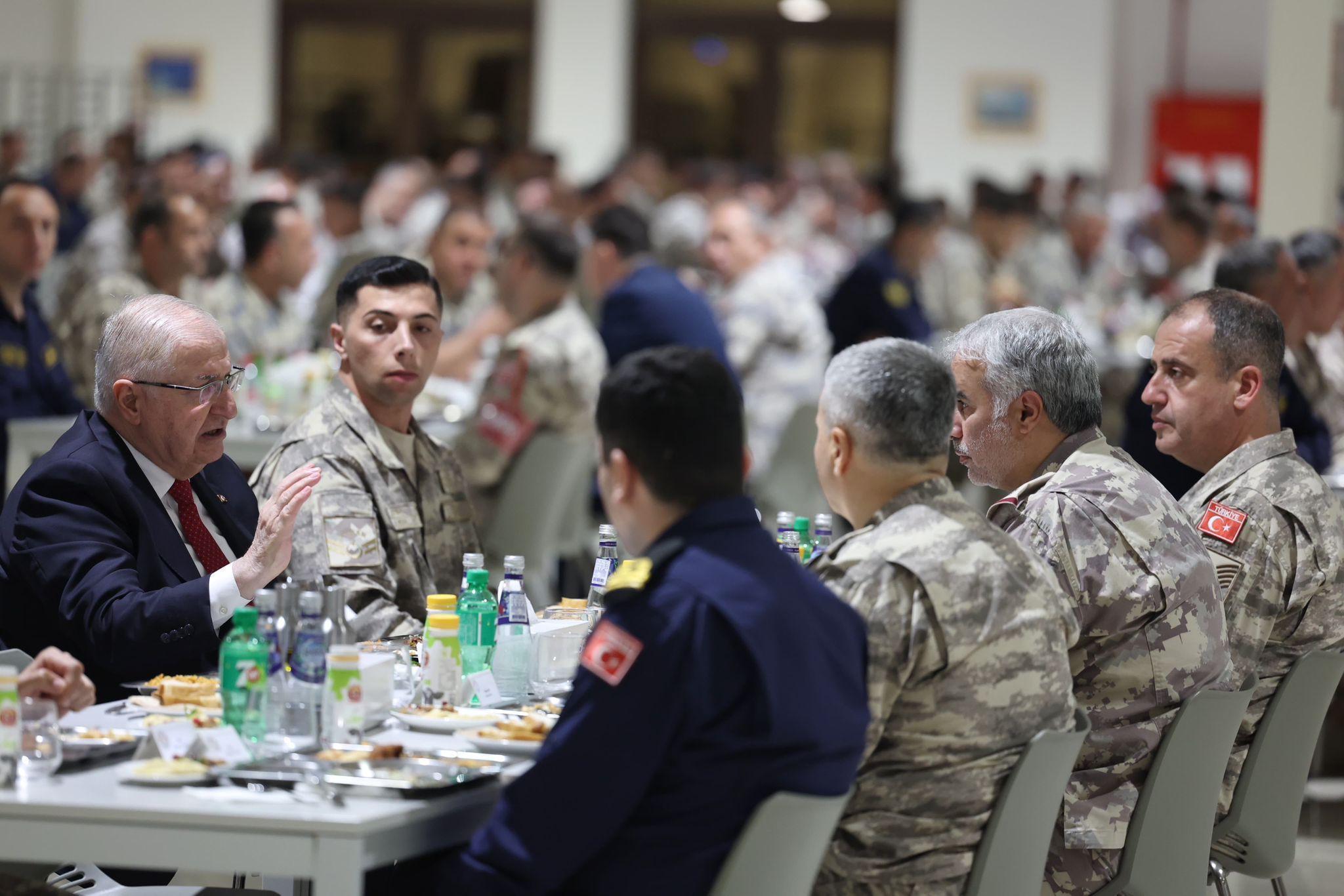 Turkish defense minister in Qatar amid regional crisis