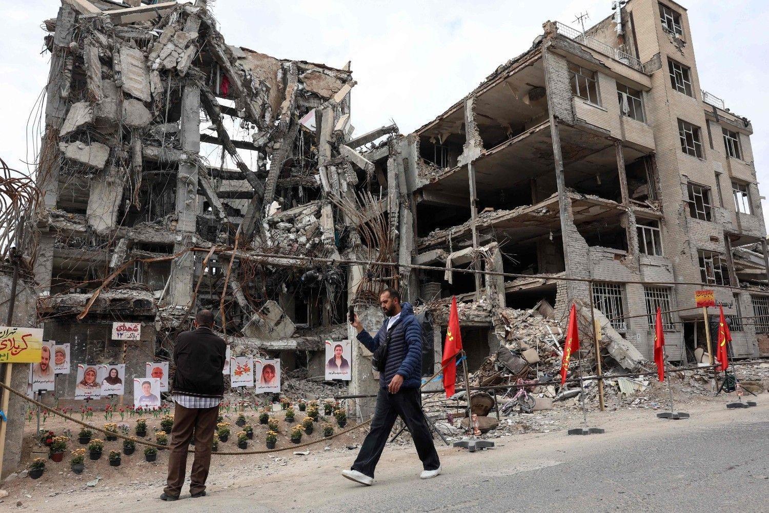 Diplomatic efforts step up to revive US-Iran talks amid port blockade