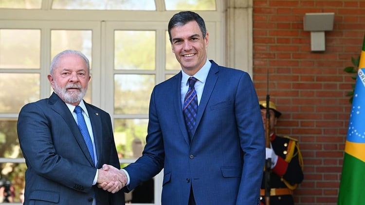 Lula, Sánchez headline meetings of progressive leaders in Barcelona