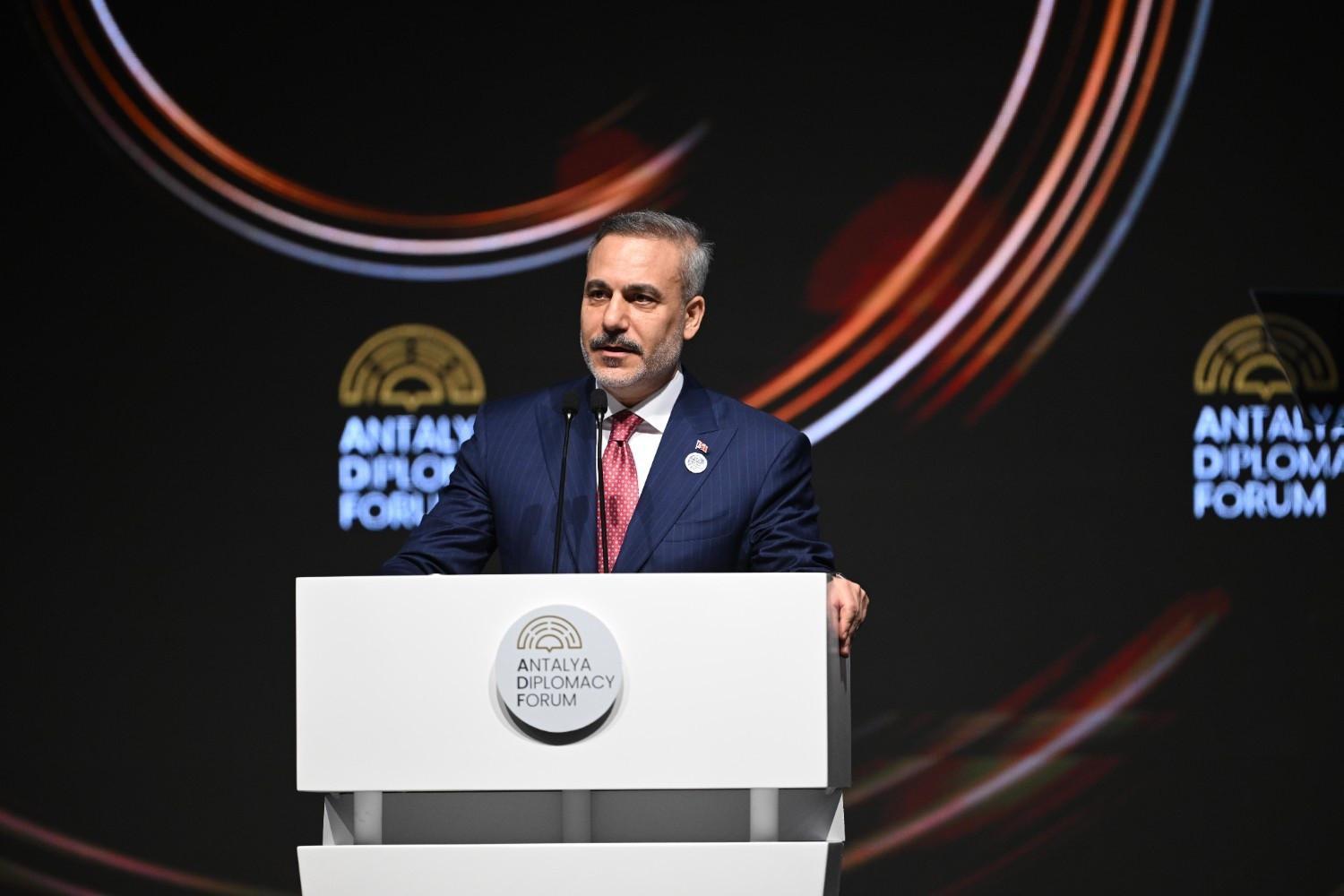 Türkiye hosts peace diplomacy, holds four-way summit in push to end Mideast war