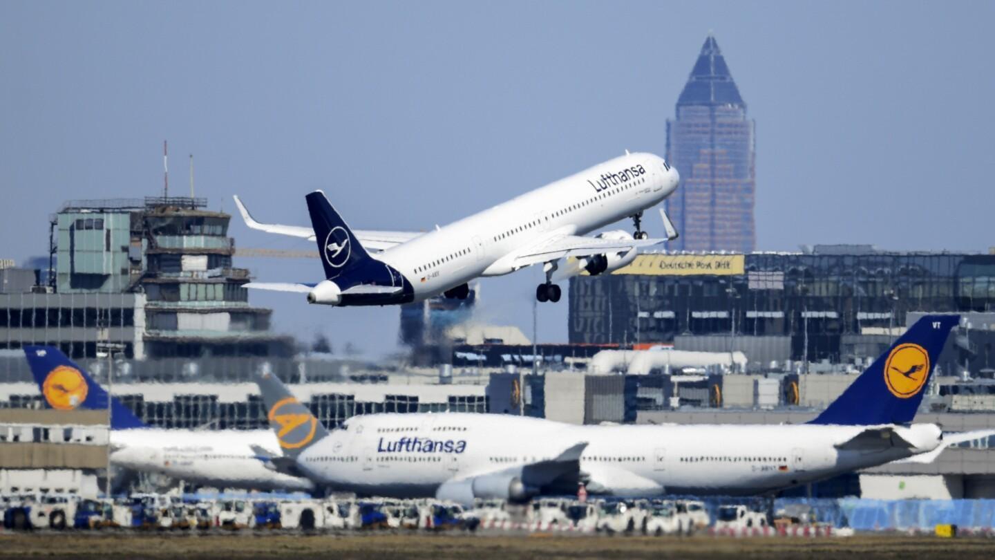 Lufthansa trims summer schedule by 20,000 flights