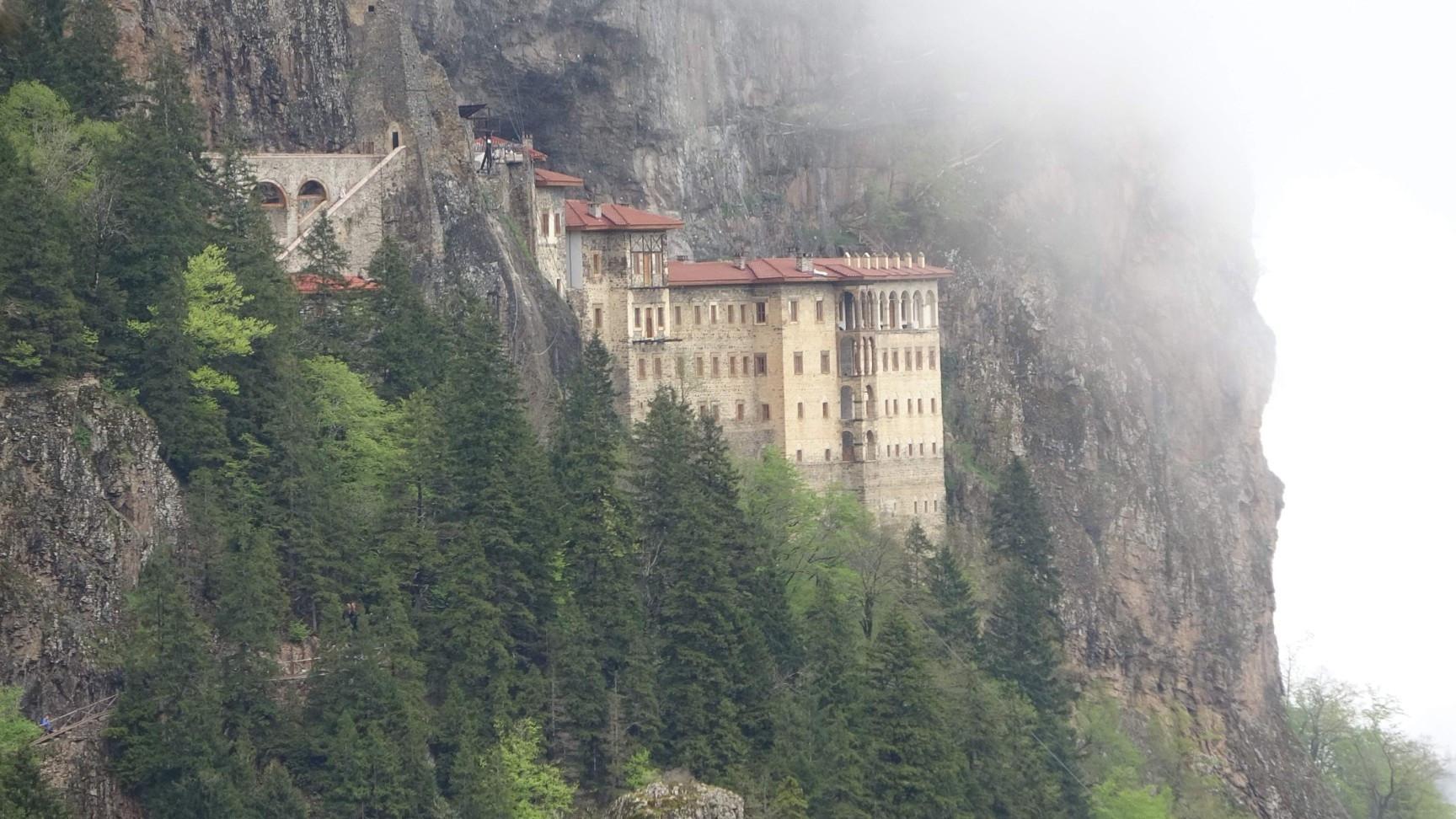 Rockfall risk probe launched to shield Sümela Monastery’s access route