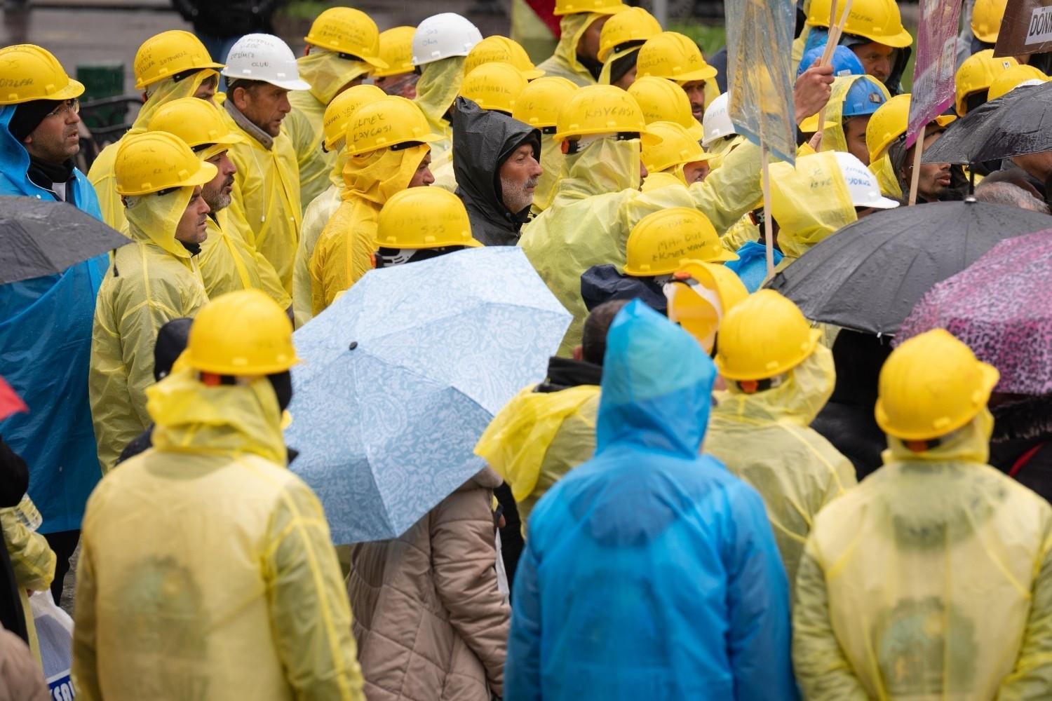 Gov’t steps in on Ankara miners’ hunger strike, urges company pay wages