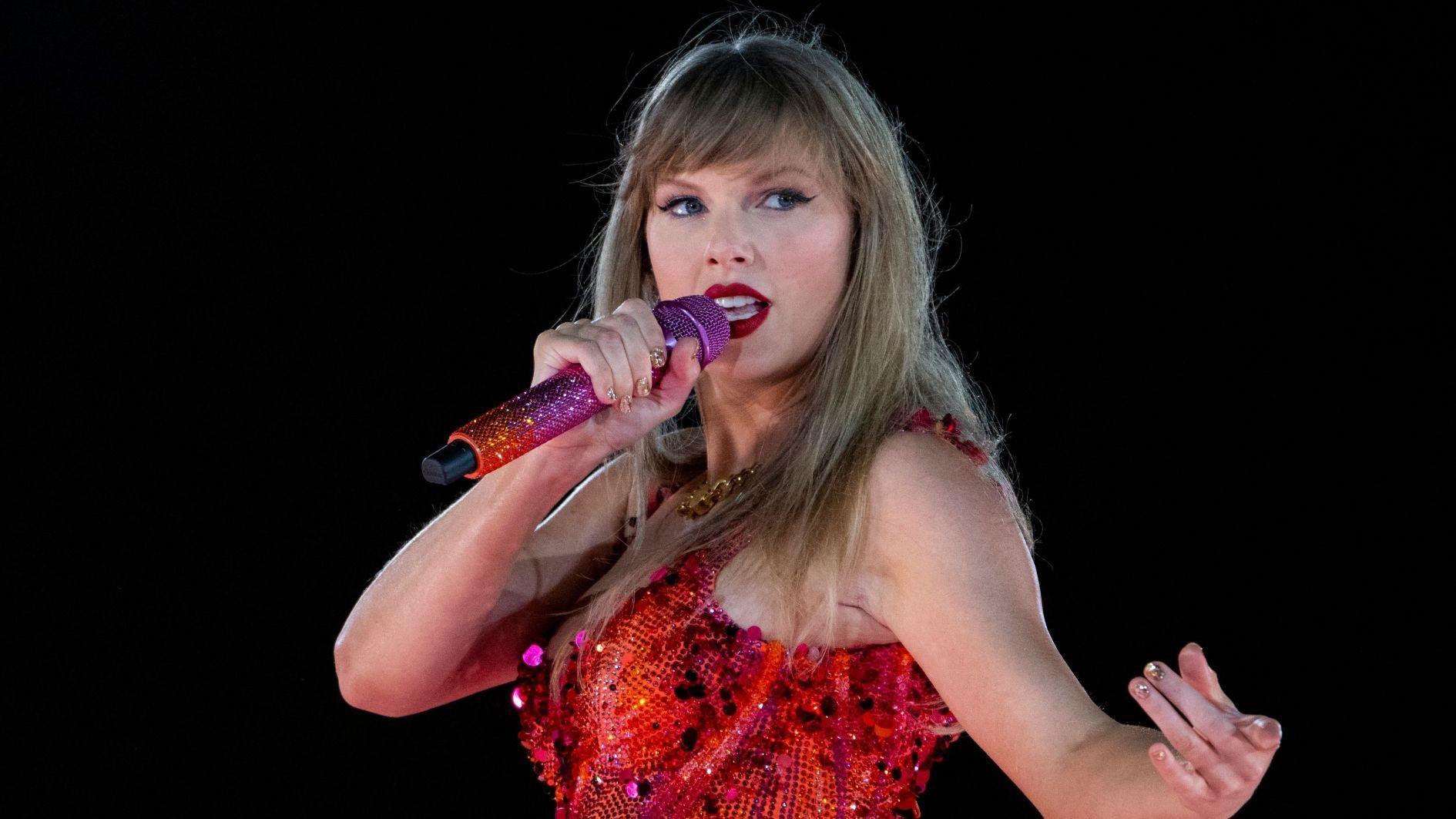Taylor Swift files to trademark her voice amid AI clone boom