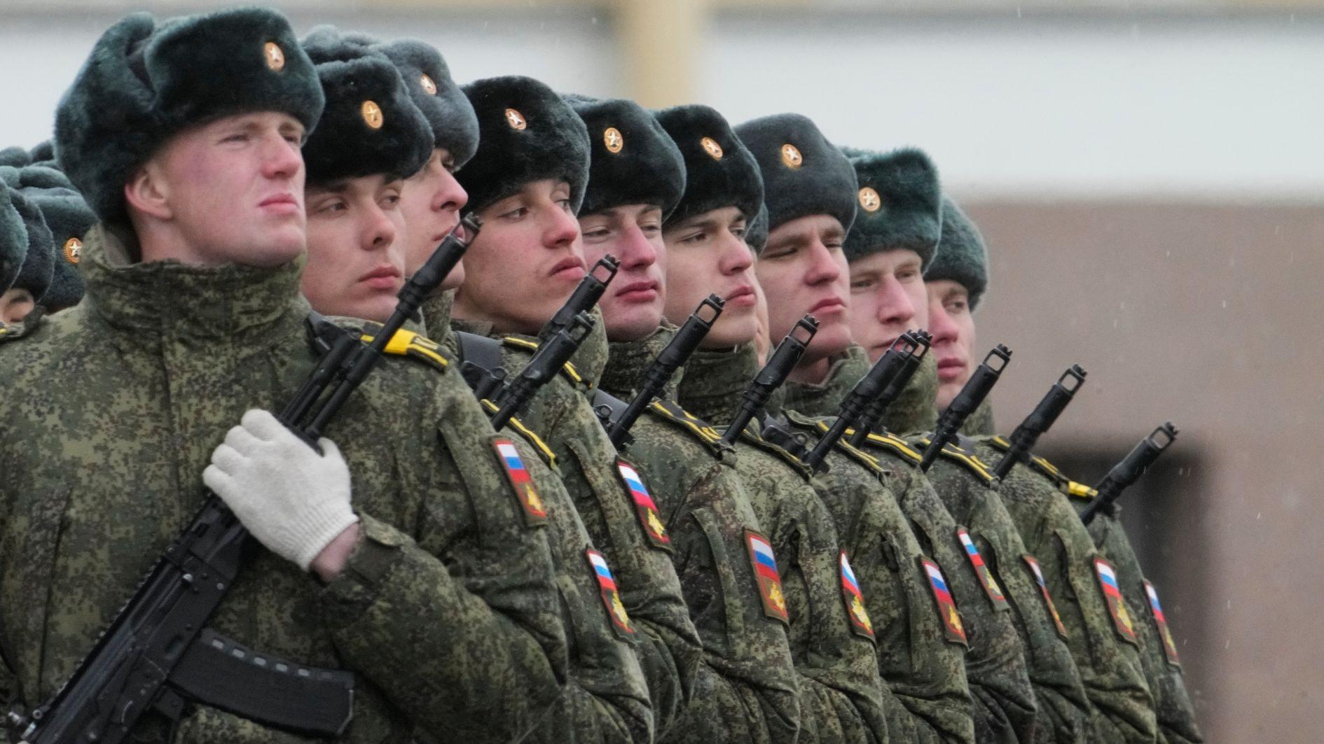 Russia will not display military hardware at WWII victory parade