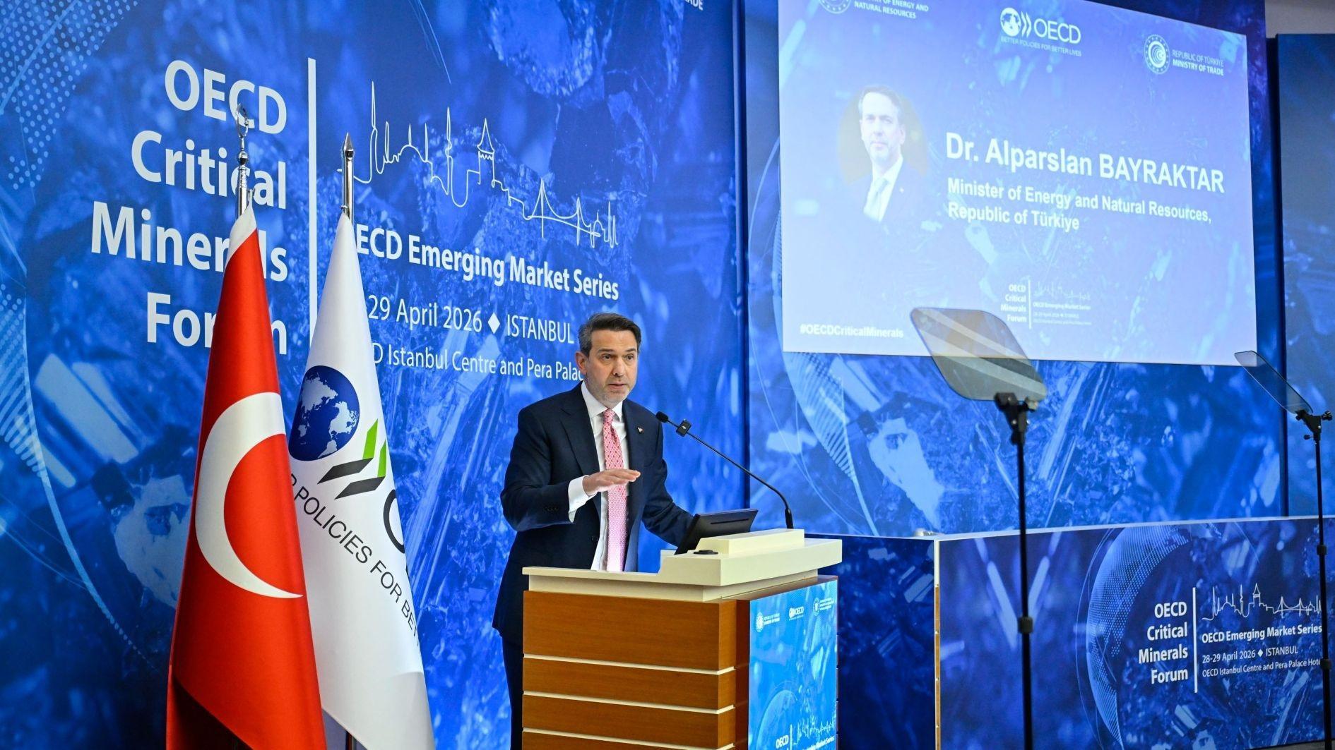 Gov’t warns firms, vows to safeguard miners’ rights after strike ends