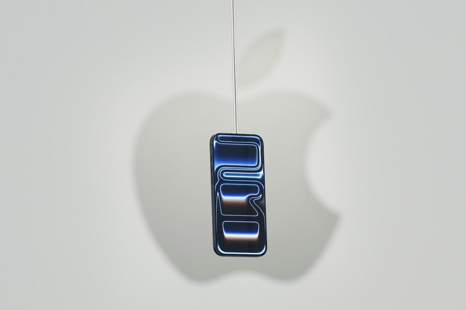 Apple earnings beat forecasts on iPhone 17 demand