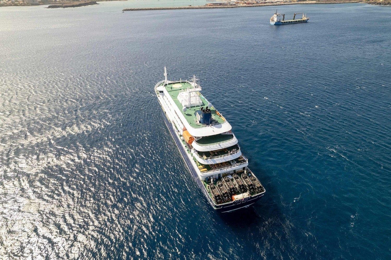 Three die on Atlantic cruise ship from suspected hantavirus: WHO