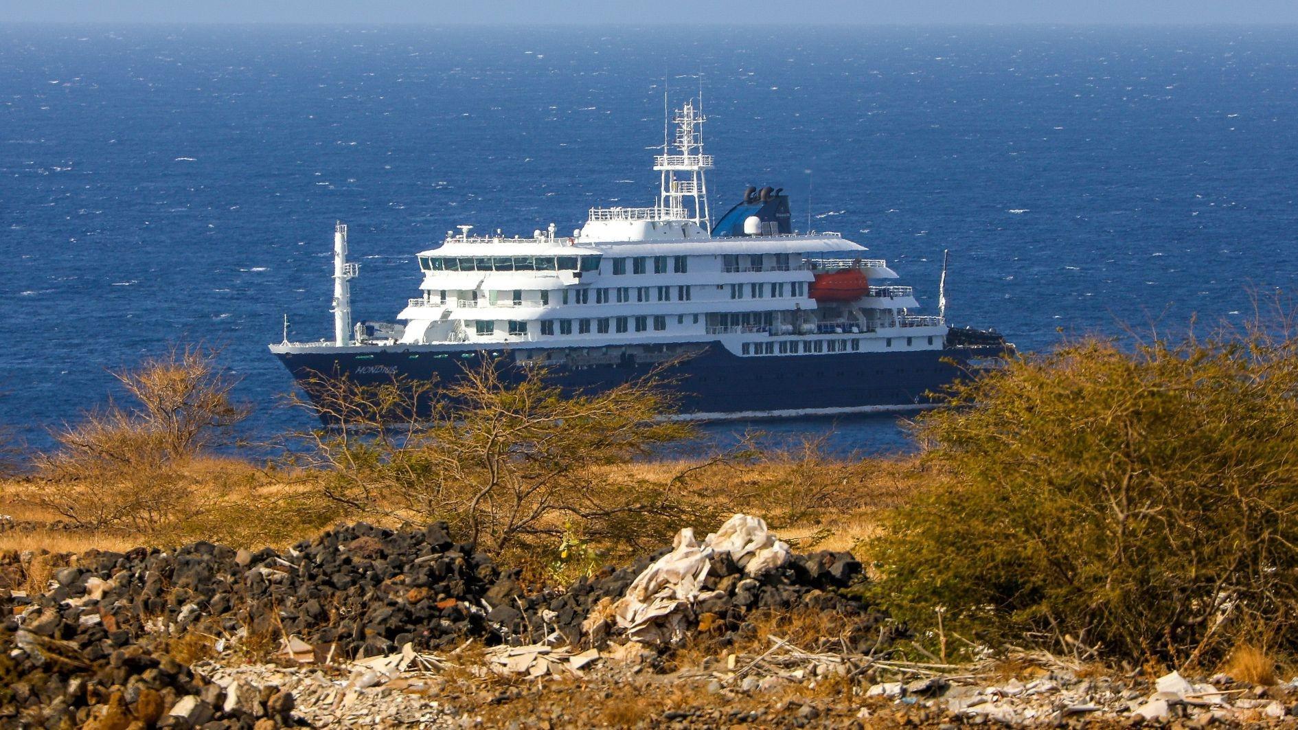 WHO: 2 hantavirus cases confirmed, 5 suspected on cruise ship