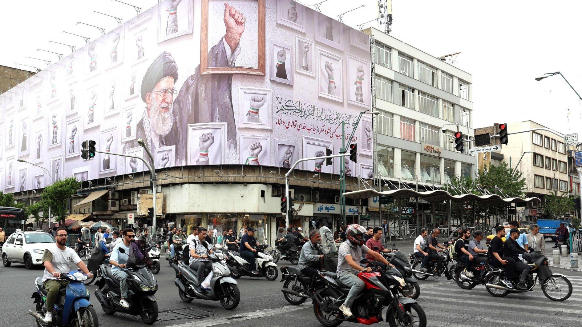 World leaders pressure Iran as ceasefire on brink