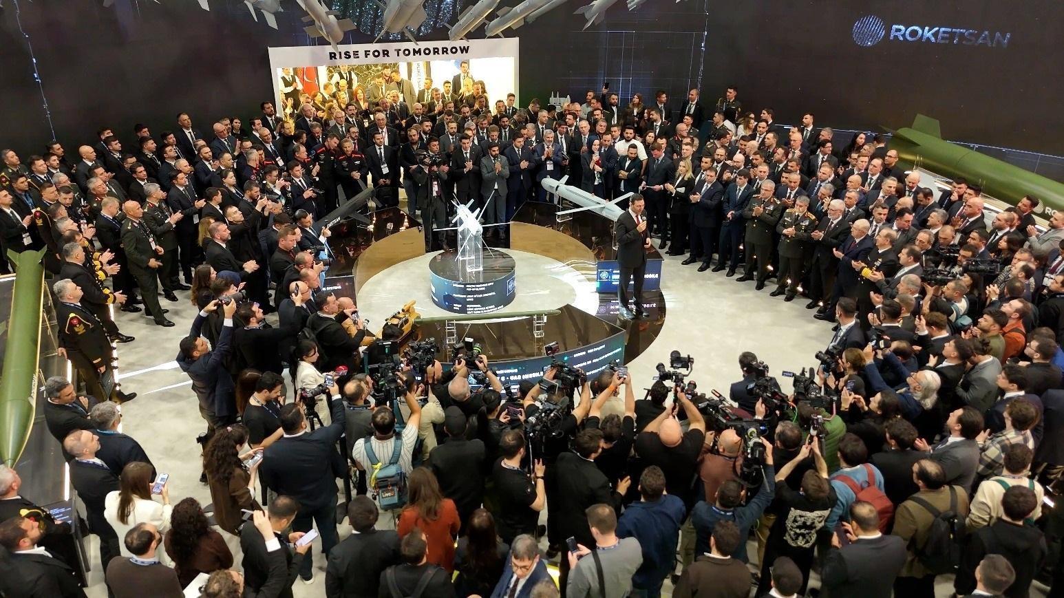 Turkish defense firms unveil new systems at SAHA 2026