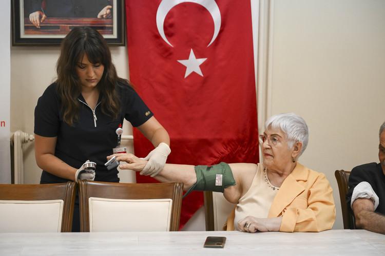 Türkiye introduces new standards for elderly care homes
