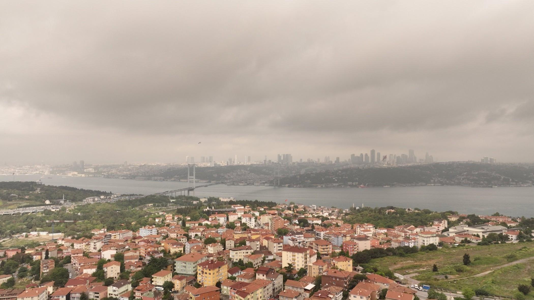 Saharan dust to engulf Türkiye for 10 days, expert warns