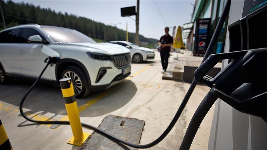 Number of EVs on Türkiye’s roads exceeds 420,000