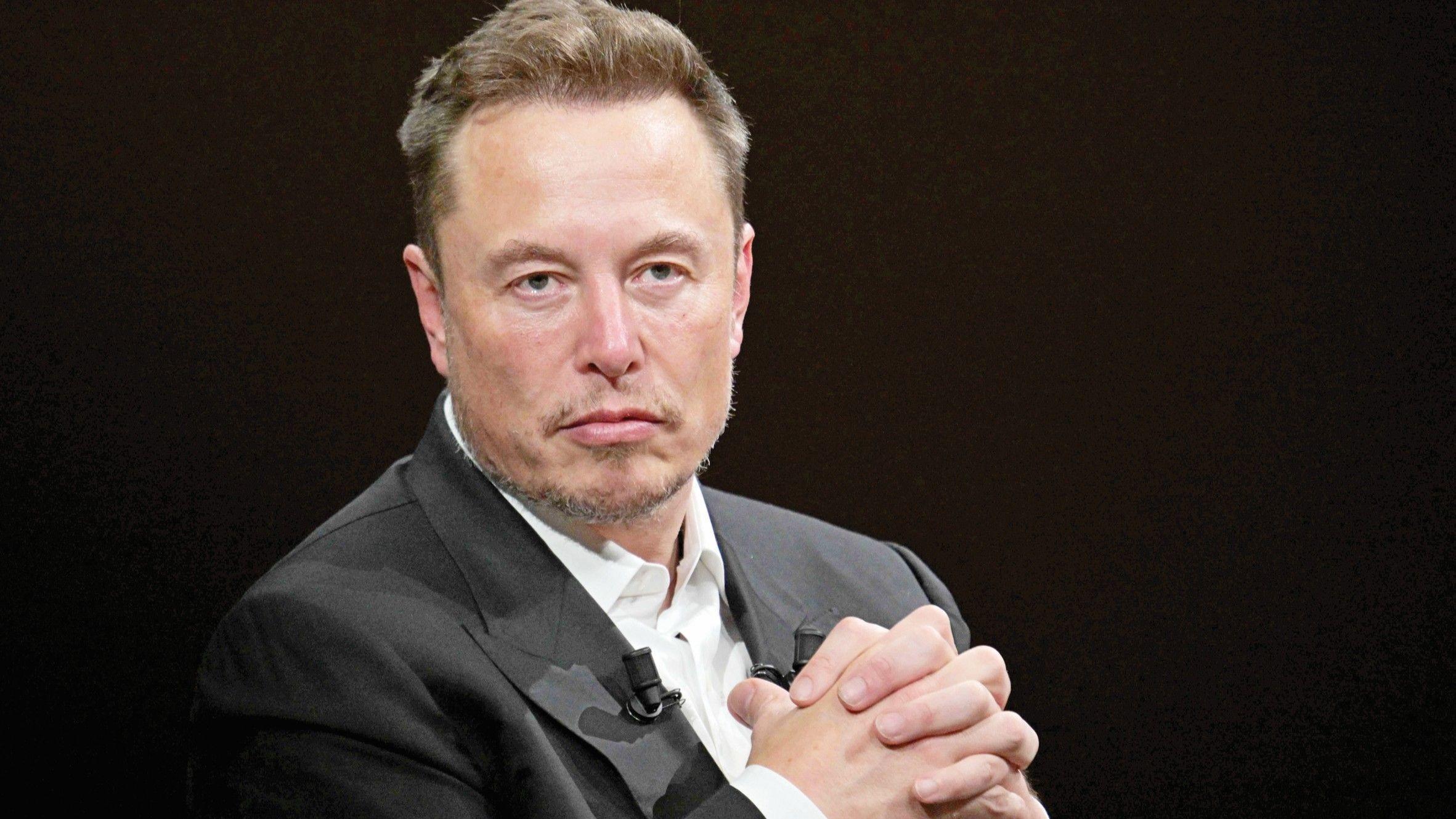 Musk eyes Wall Street record with SpaceX public offering