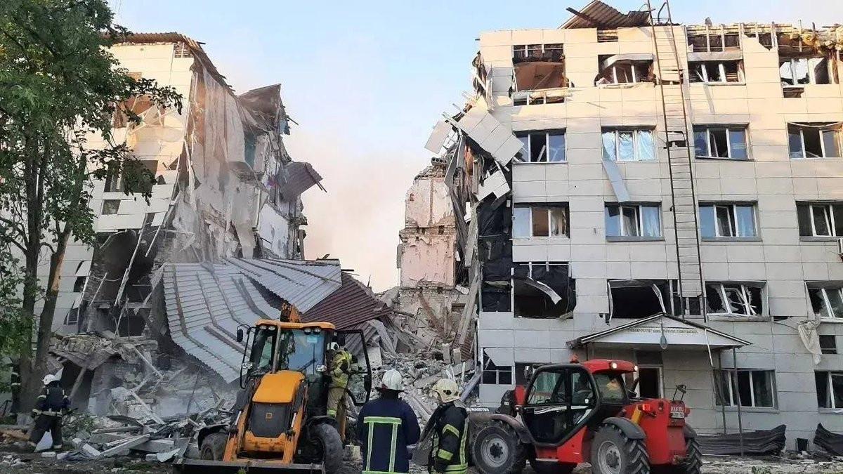 Ukrainian attack on occupied town kills 1