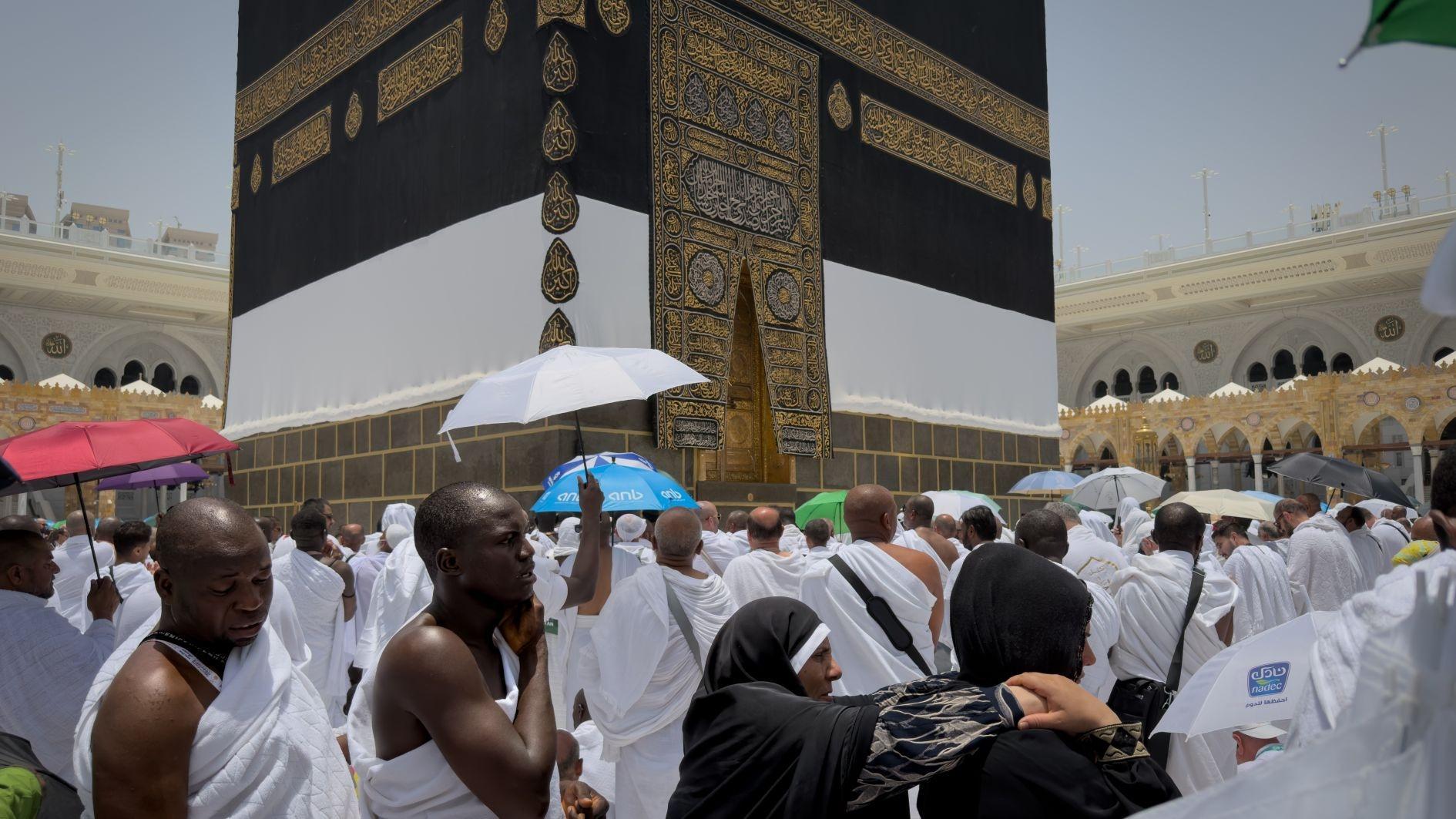 Mideast war casts shadow over hajj pilgrimage