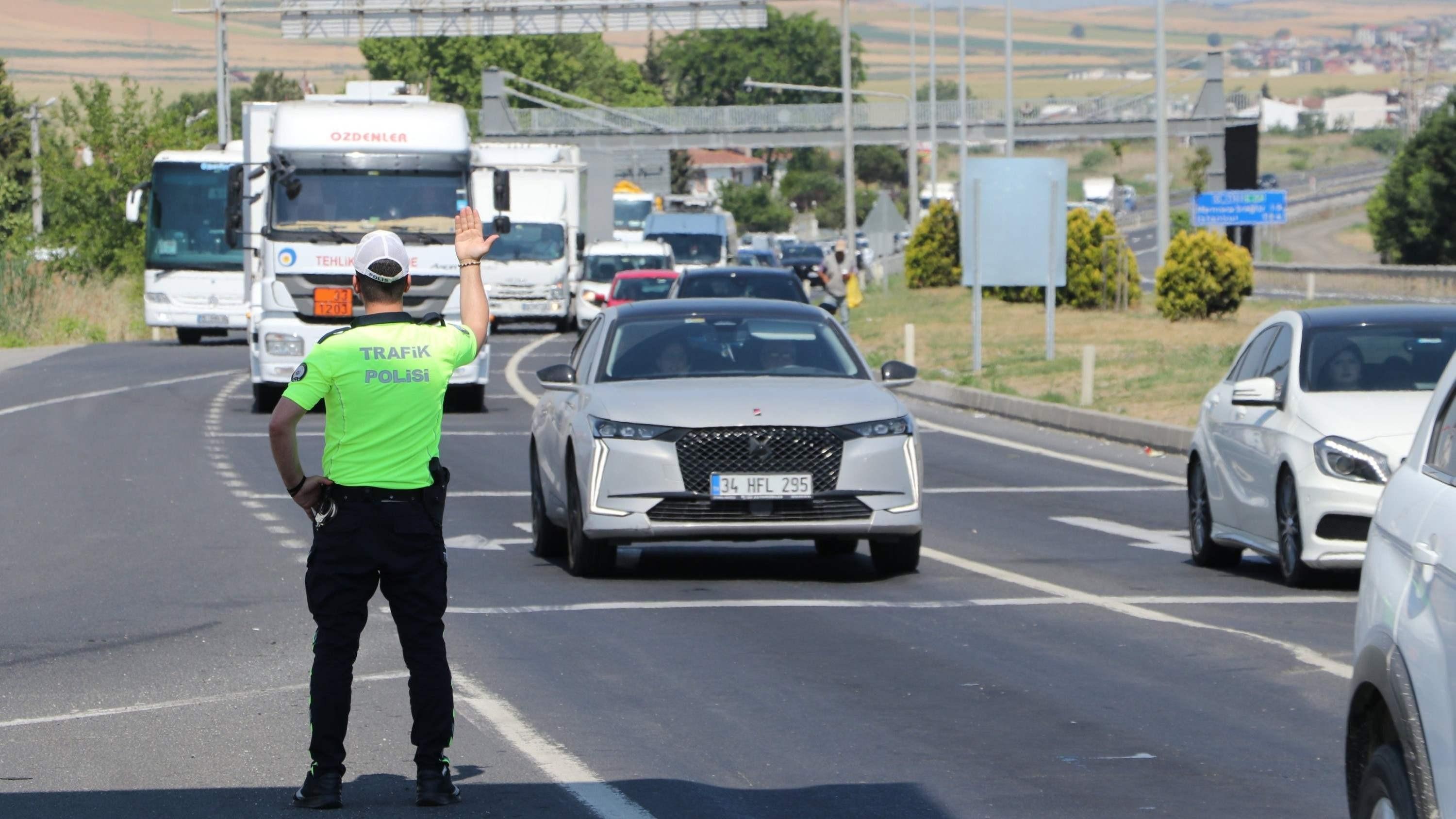 Authorities tighten traffic checks ahead of Eid rush