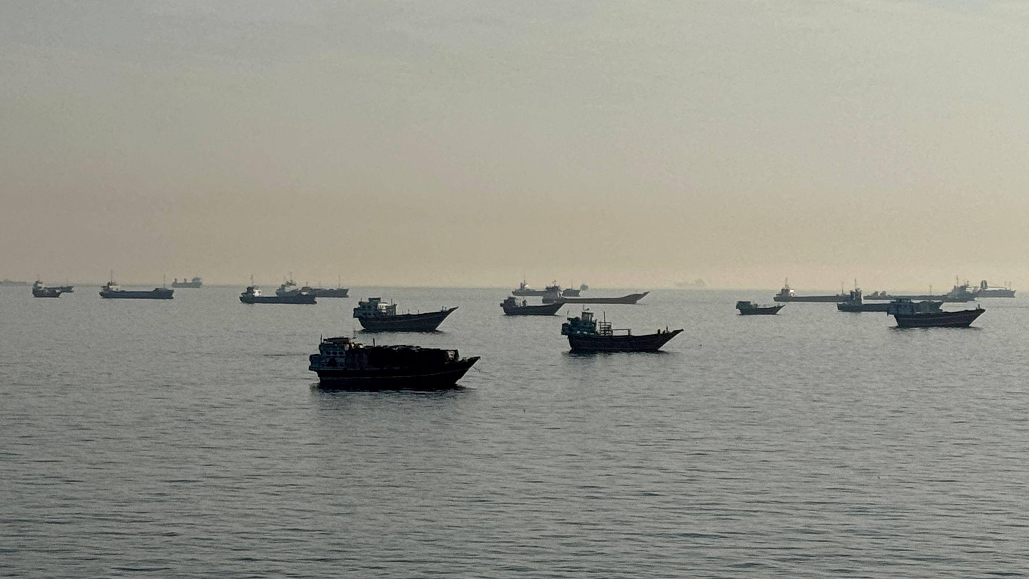 US, Iran inch closer to deal to end war, open Hormuz