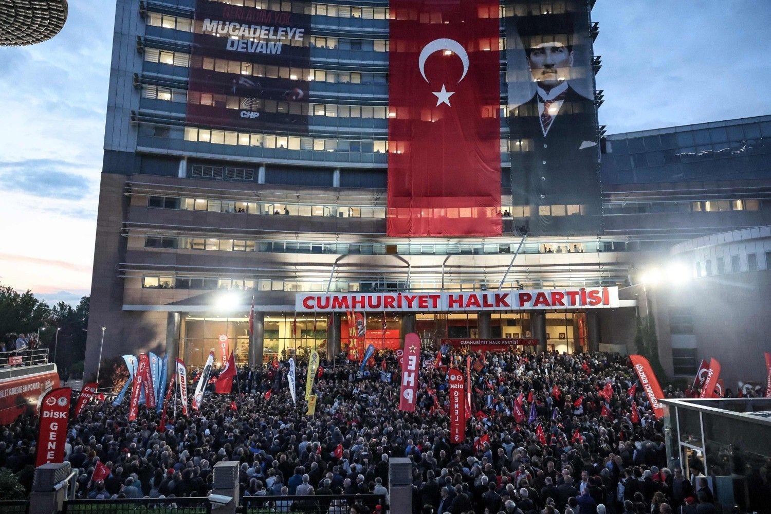 CHP crisis deepens after headquarters standoff