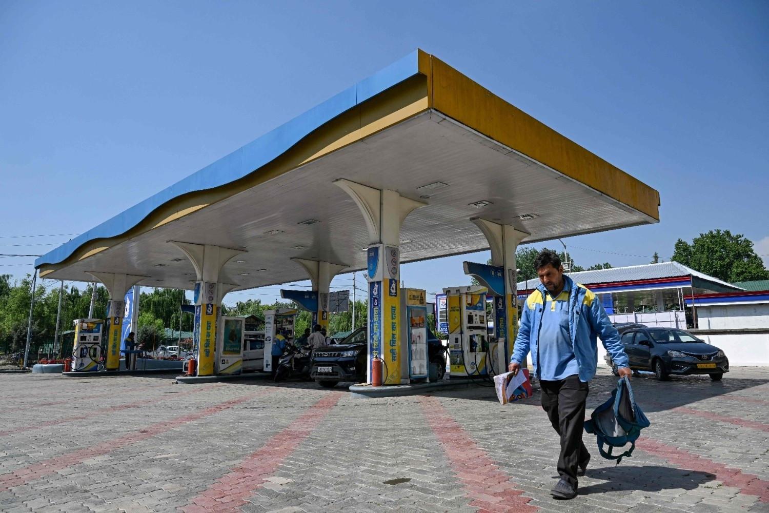 India hikes fuel prices again due to Middle East war