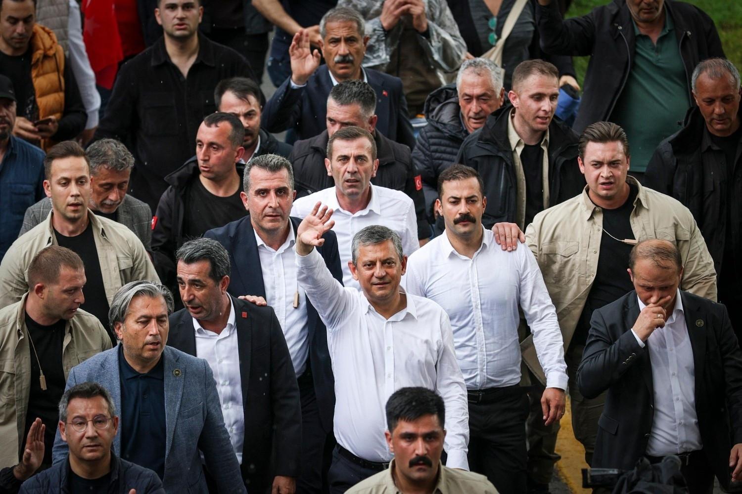 Özgür Özel setting new road map after losing chairmanship