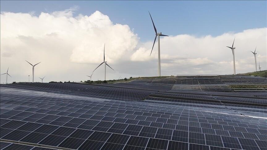 Türkiye’s installed electricity capacity reaches 125,410 megawatts