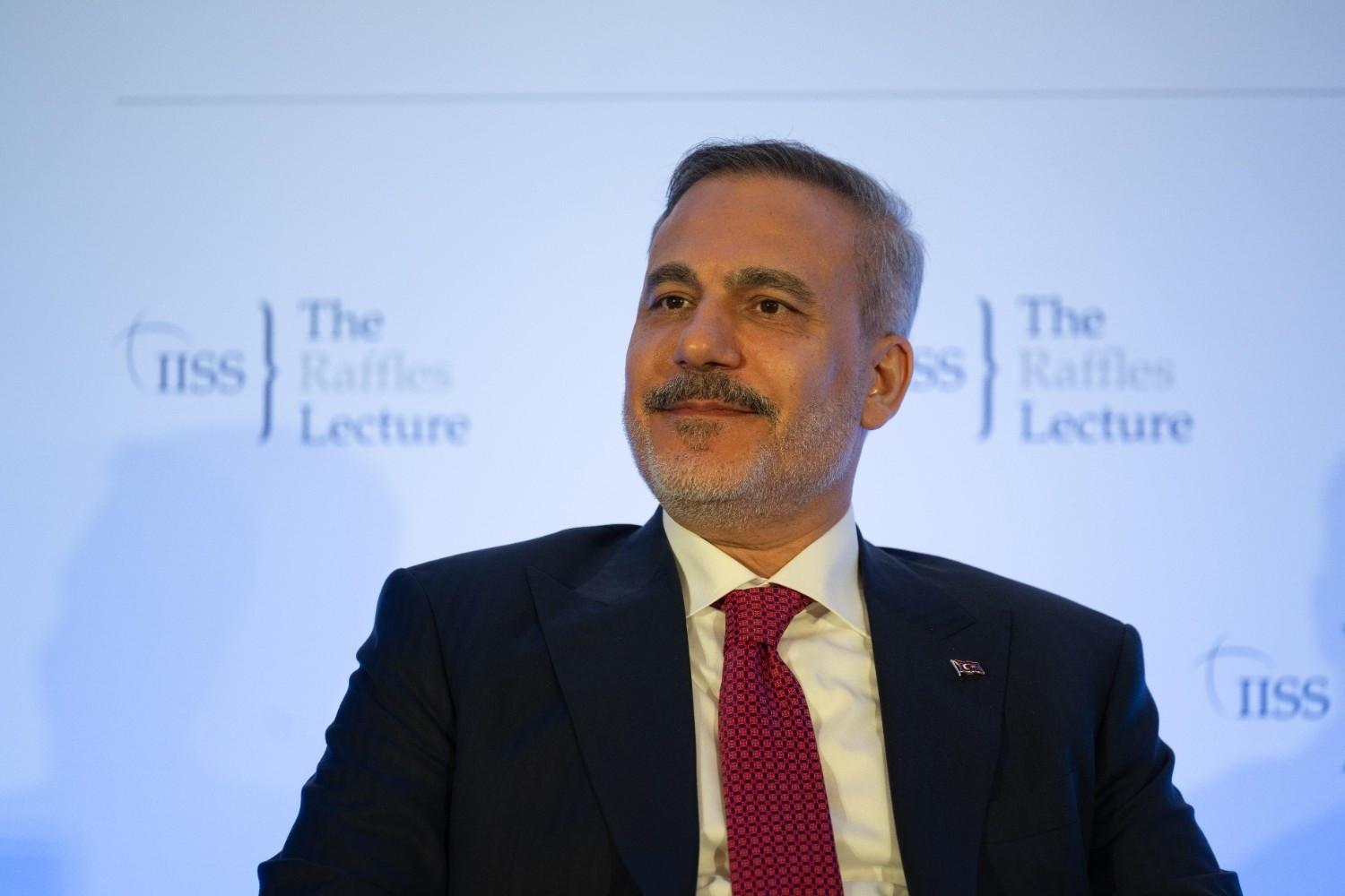 Turkish top diplomat to hold talks in Indonesia