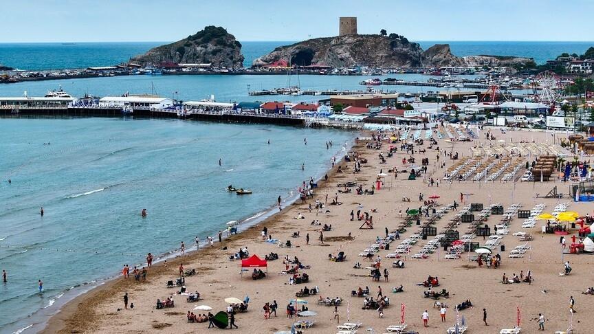 Istanbul designates 95 swimming zones for summer
