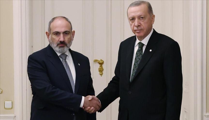 Erdoğan, Pashinyan discuss normalization process