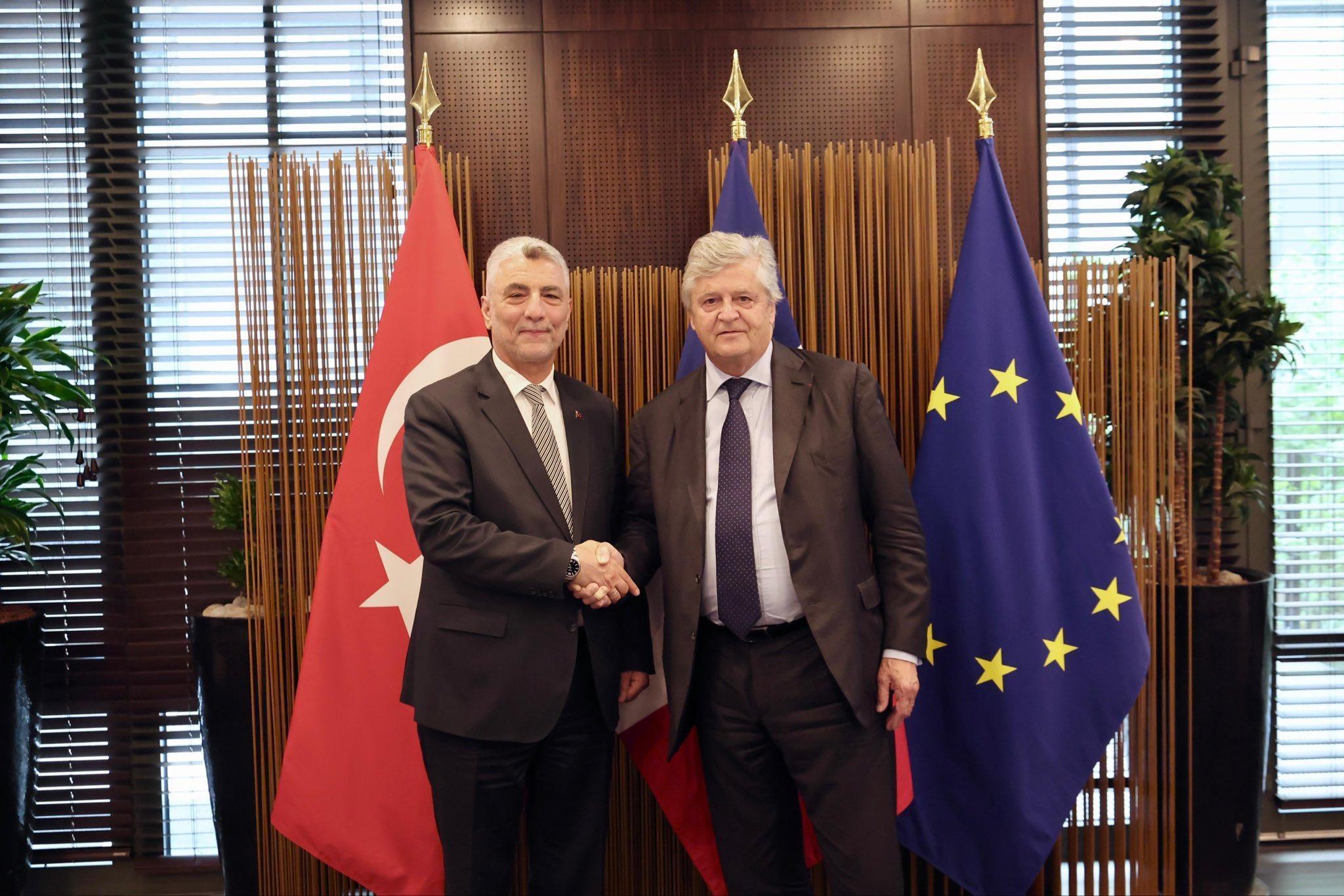 Türkiye aims to boost trade with France to $30 billion by 2030