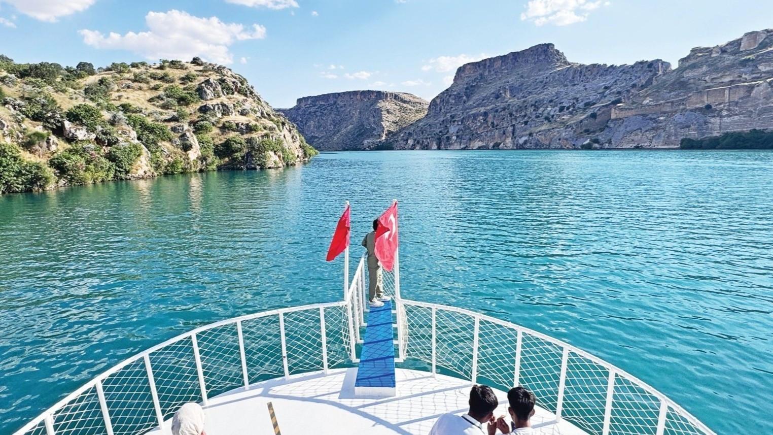 ‘Quiet city’ of Halfeti draws visitors to middle of steppe