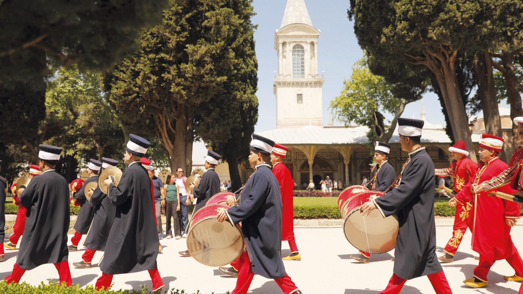 Mehter performances return to National Palaces