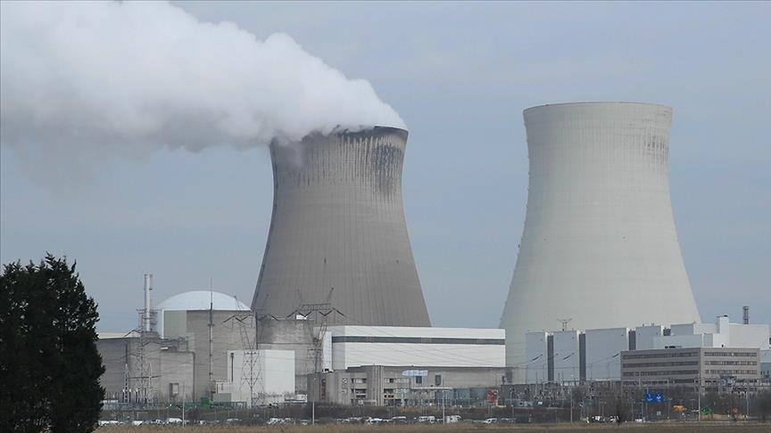 Japan aims to replace 14 aging nuclear reactors by 2050s