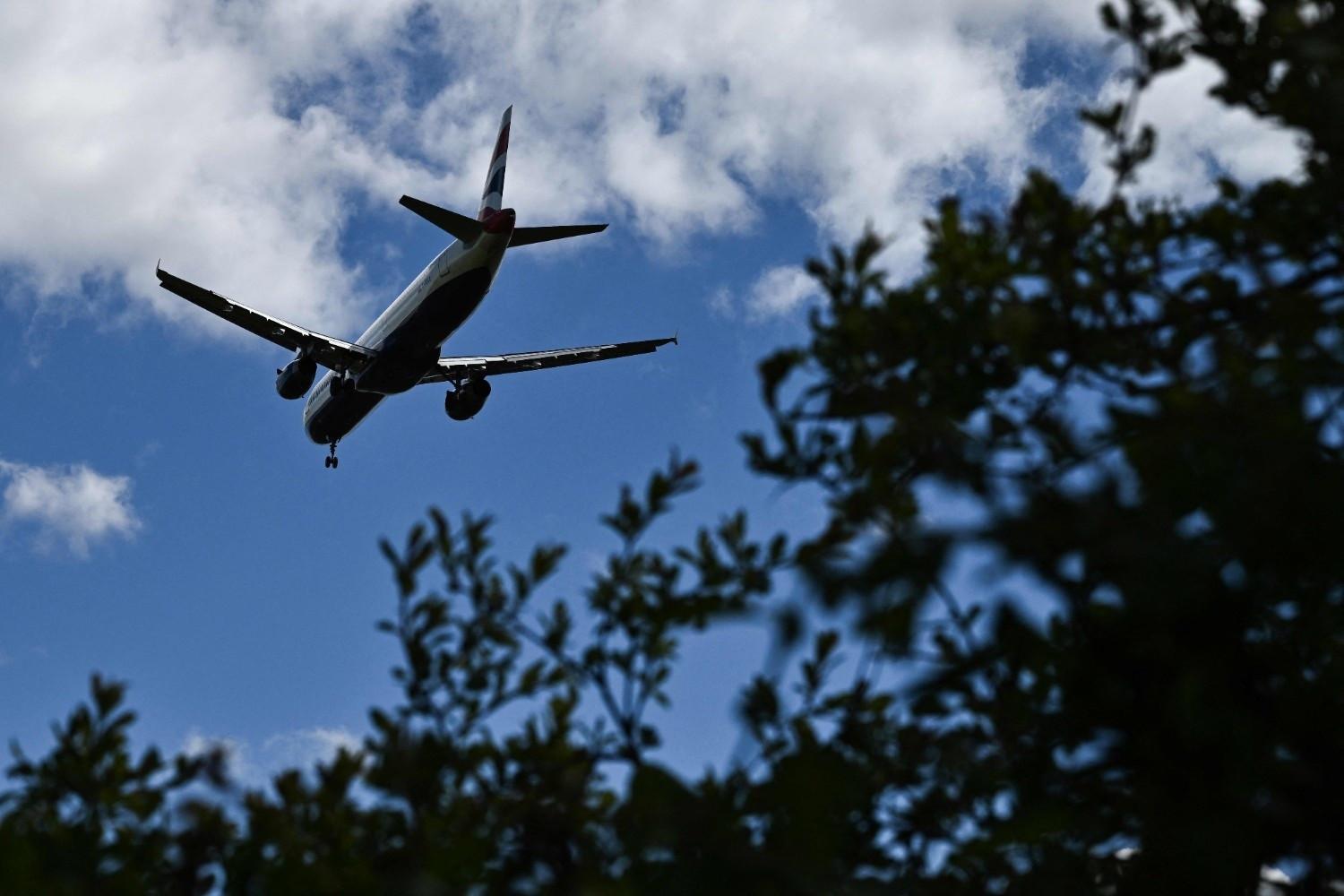 More traffic, but halved profits for airlines in 2026: IATA