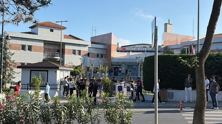 Silivri mayor among 17 detained in corruption probe