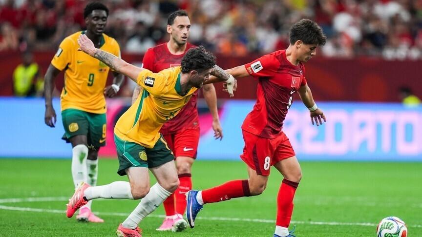 Australia upset Türkiye 2-0 in World Cup group phase