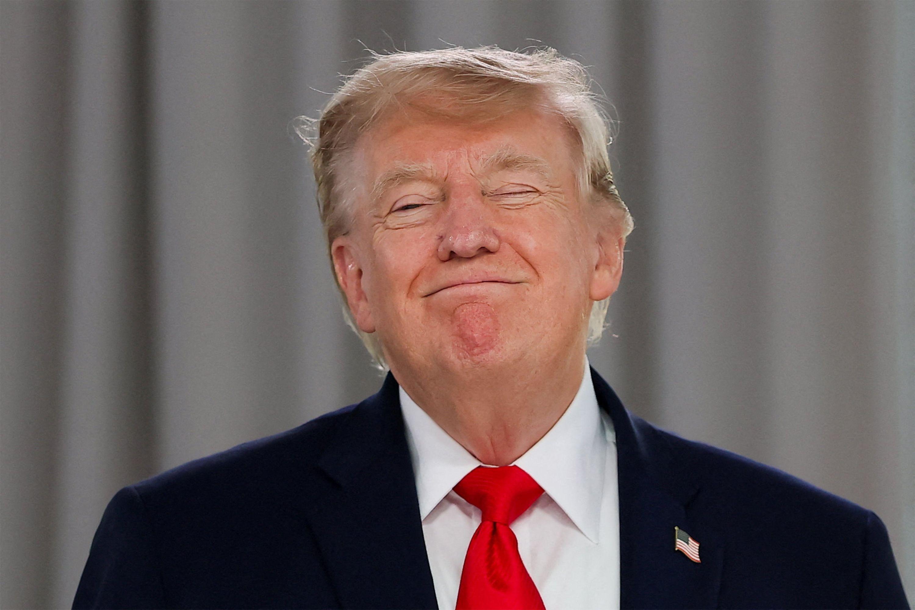 Trump claims no regime change goal in Iran