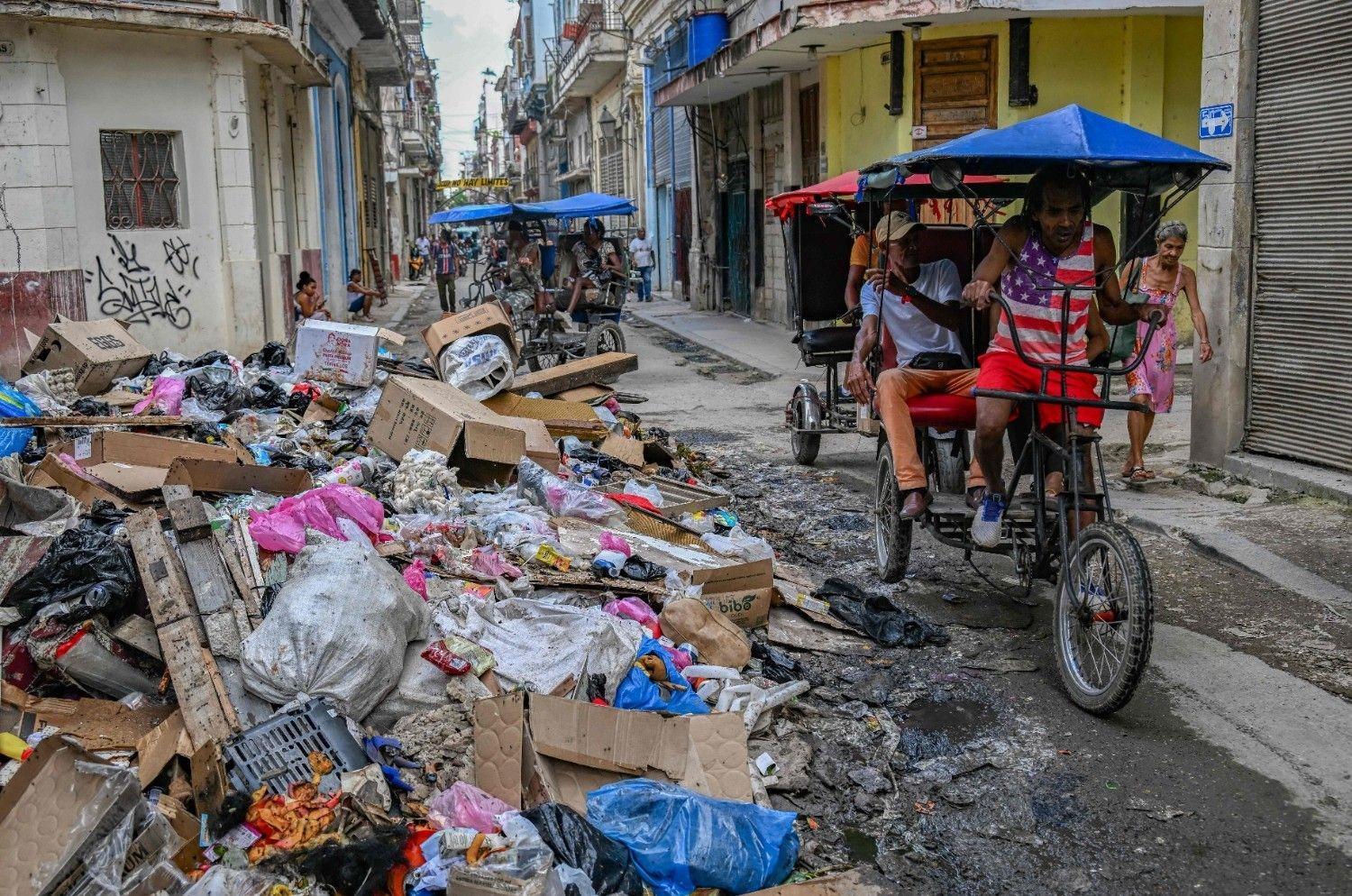 Cuba's historic homes teeter on brink as economy collapses