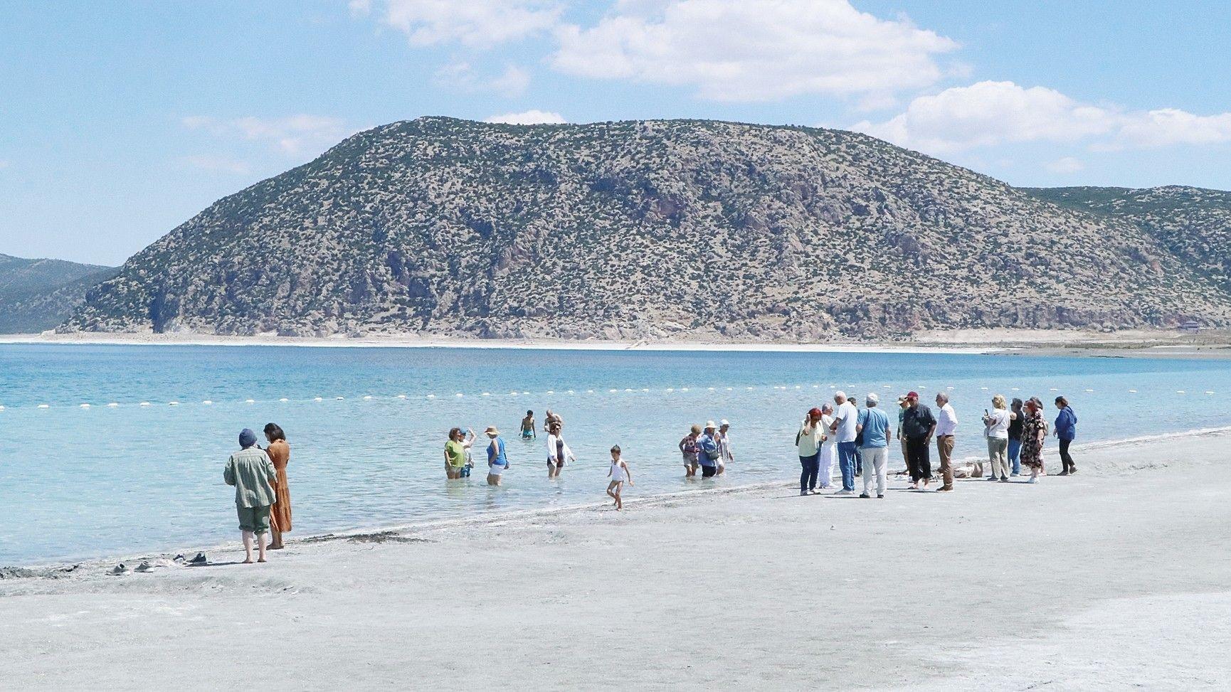 Visitor cap to be introduced at Salda Lake to guard ecosystem