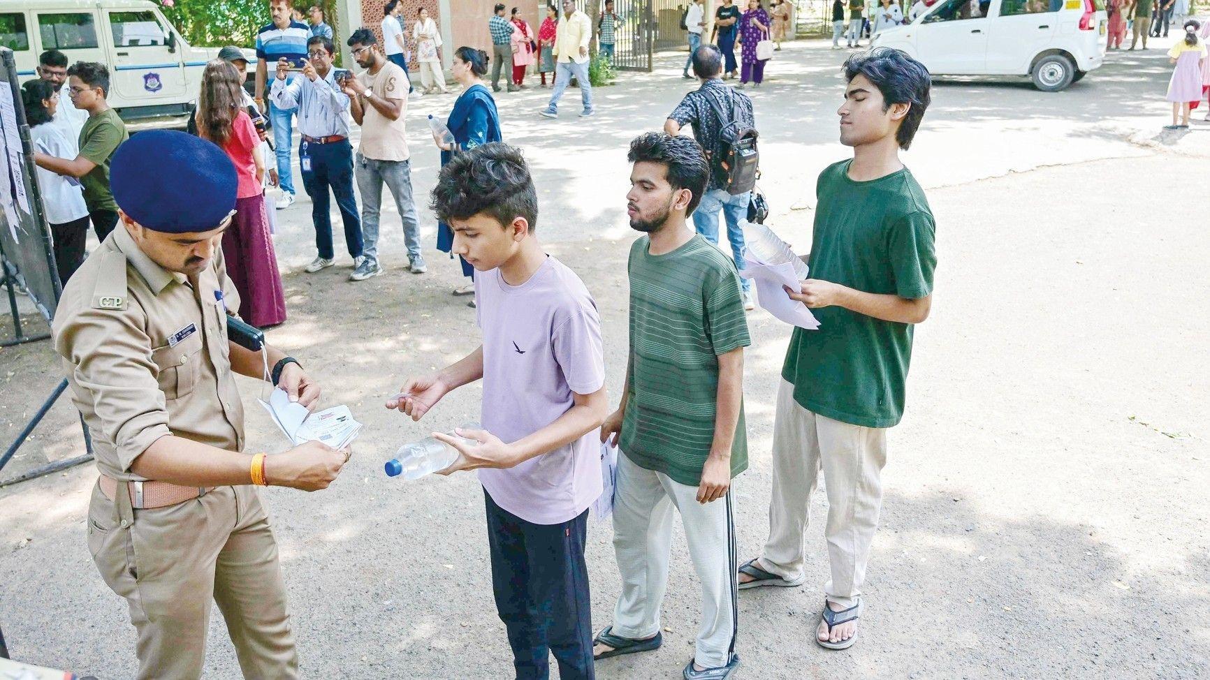 Tight security as India holds exam retest after leak scandal