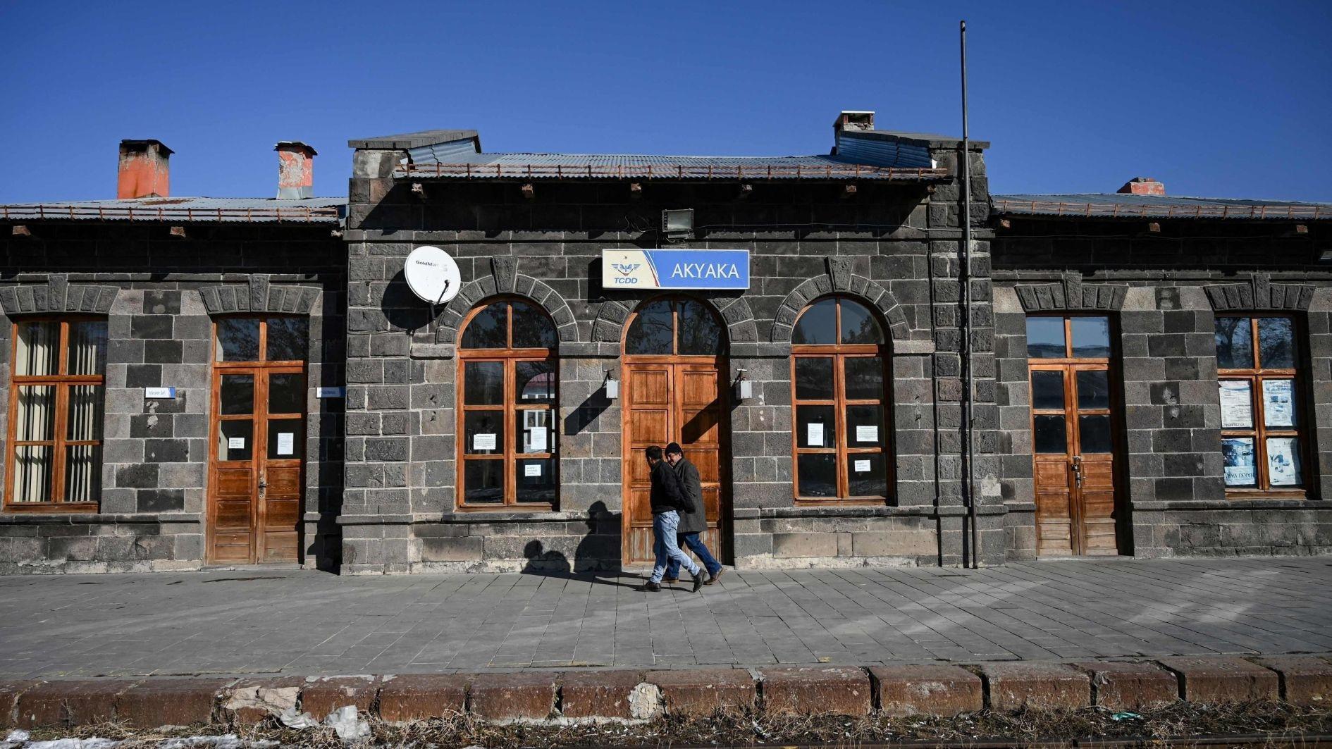 Armenia eyes 2030 for full border, transport normalization with Türkiye