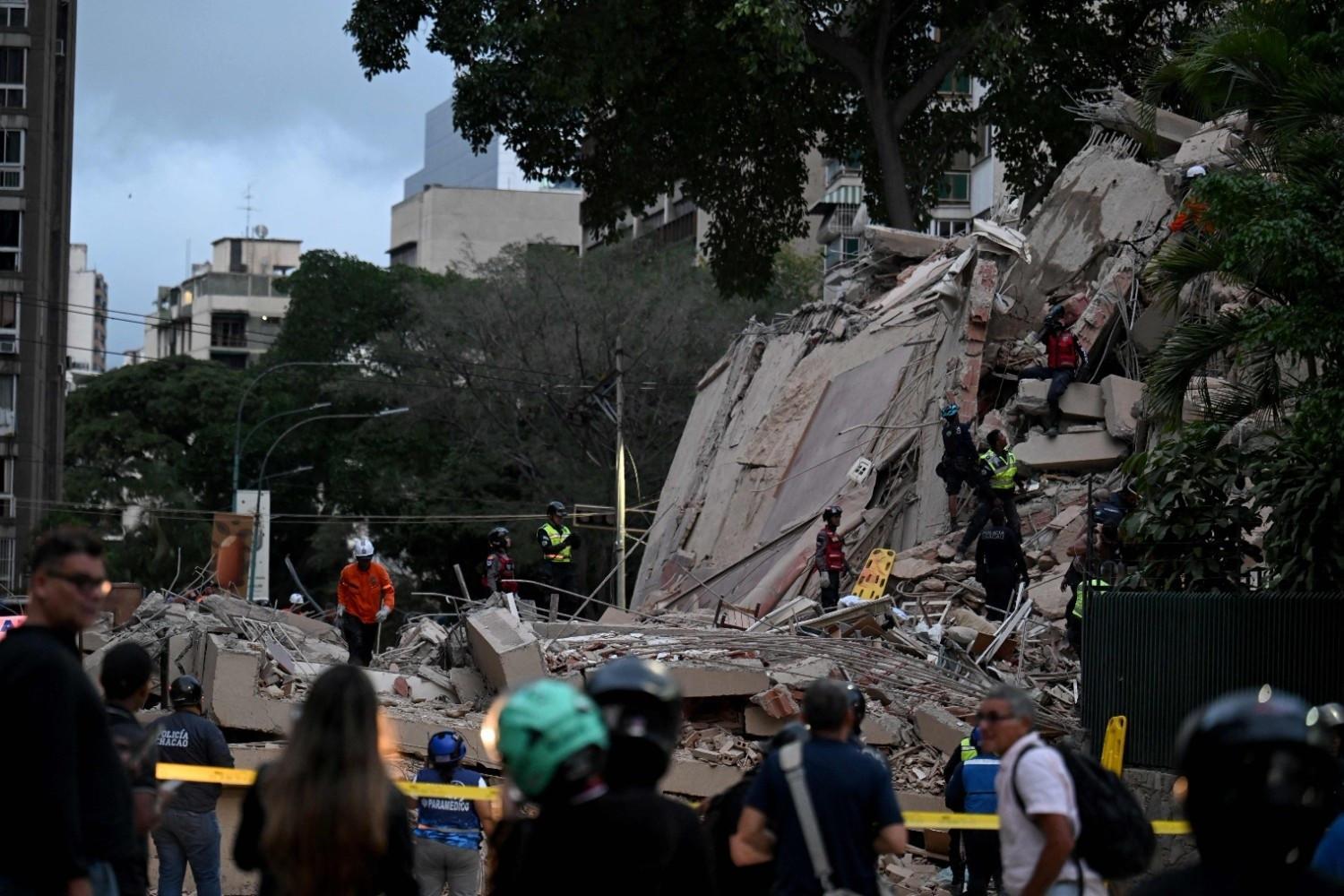 Venezuela declares state of emergency after powerful twin quakes