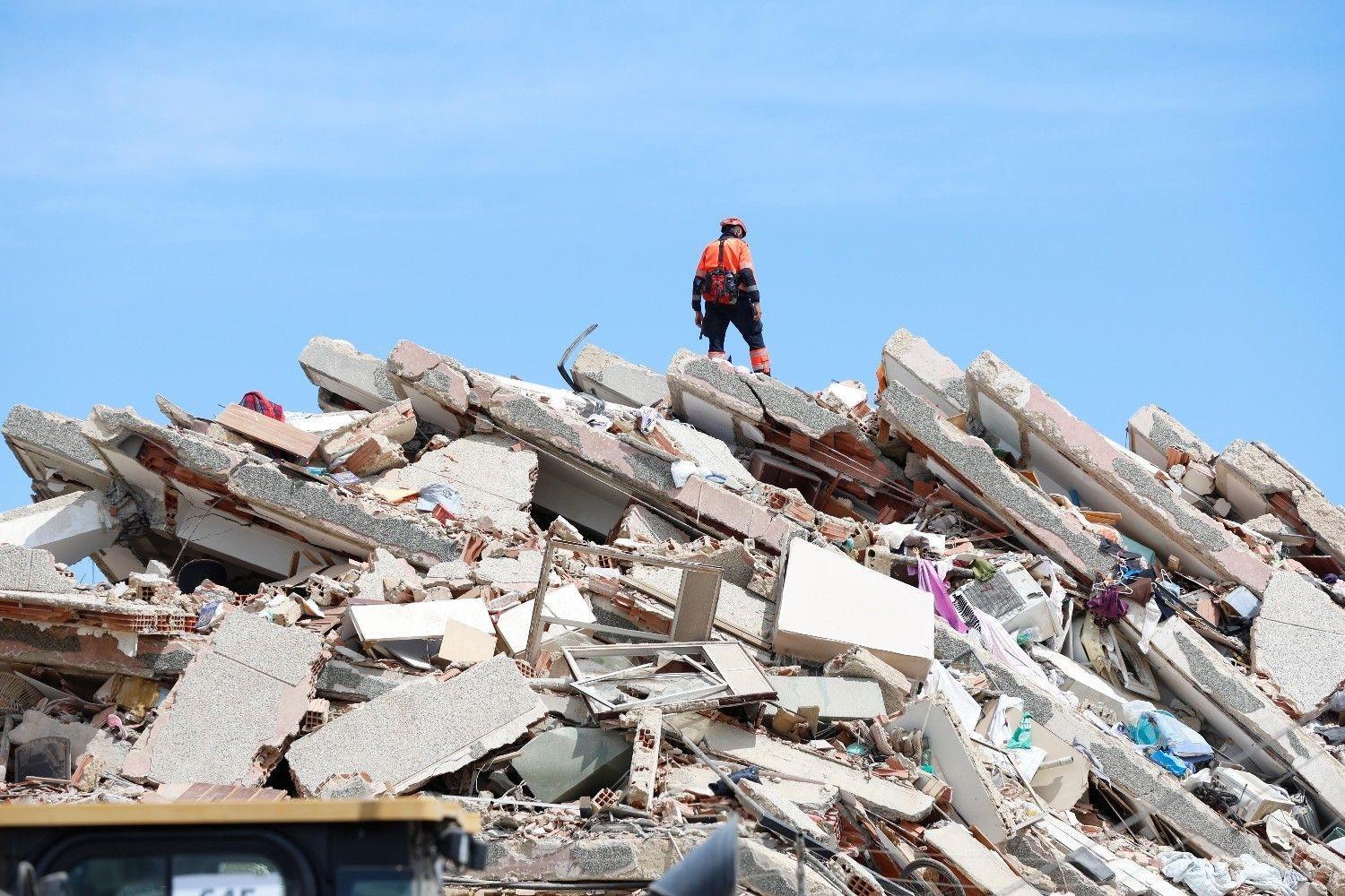 Looting, theft in Venezuela add to tragedy