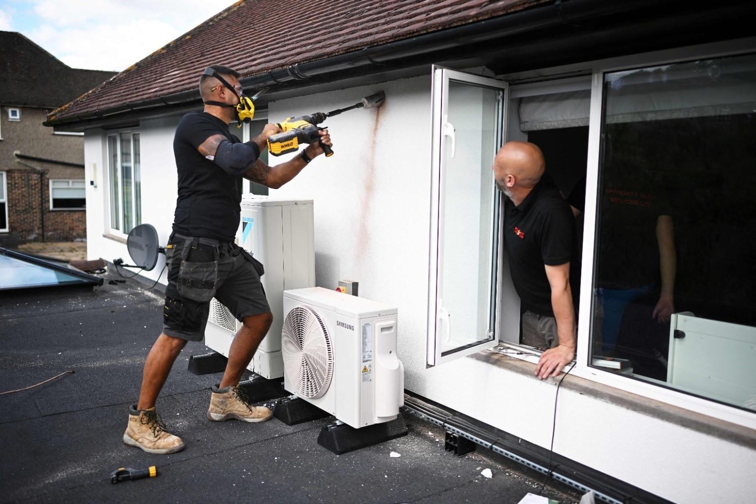 Experts urge caution as demand grows for AC in UK