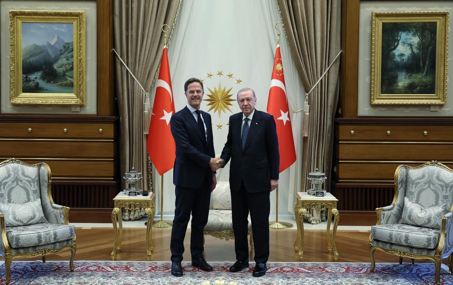 Erdoğan starts NATO summit diplomacy with Rutte, Radev