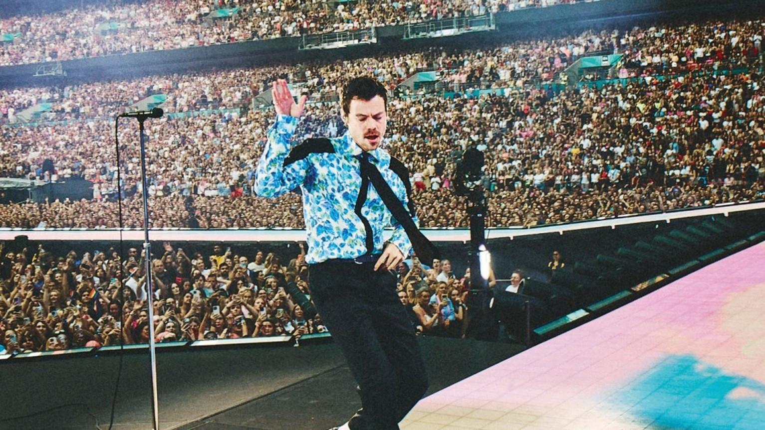 Harry Styles sets record with 12-night Wembley run