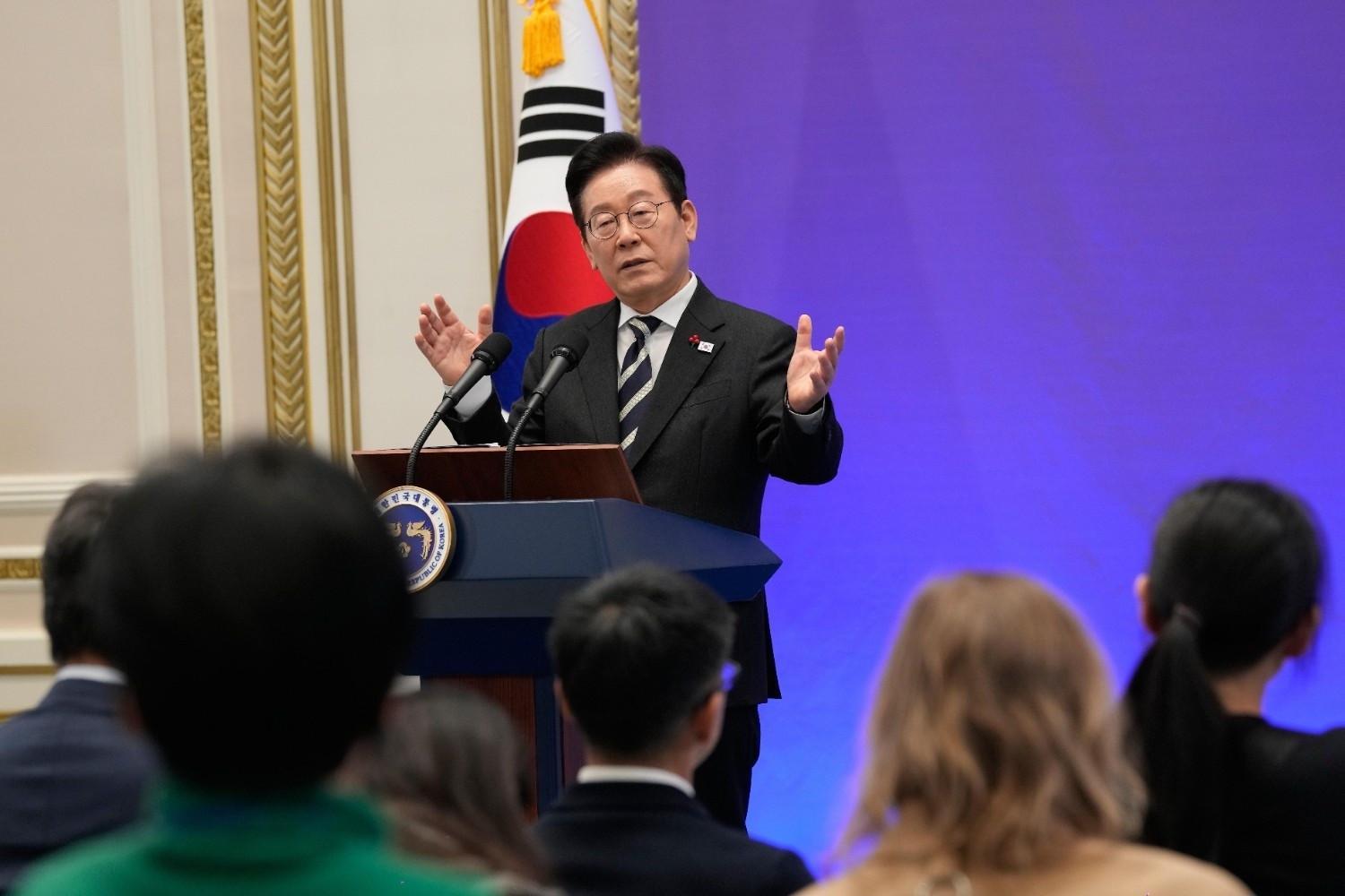 South Korea's AI tax windfall a 'golden window' for investment: Lee